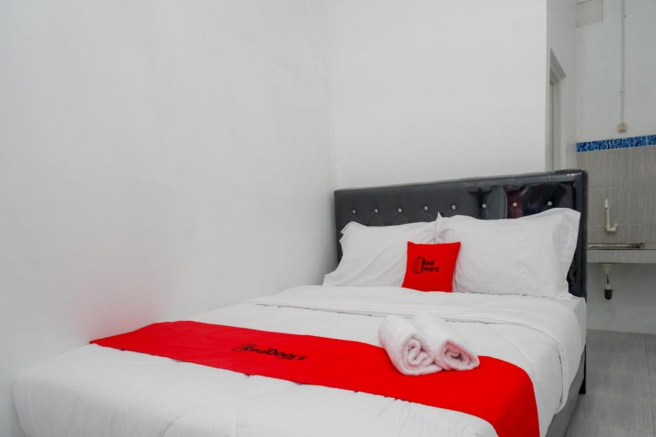 Reddoorz Near Universitas Semarang 2 Alastuwo Екстериор снимка